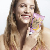 نرم کننده ، احیا کننده ، حالت دهنده و تغذیه کننده ی مو