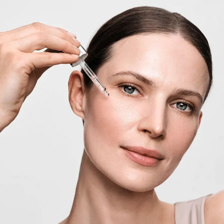 سرم آبرسان قوی نوایج پلاس