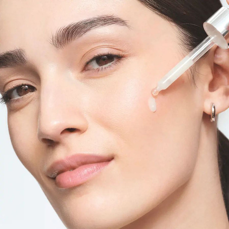 رتینول نوایج پلاس